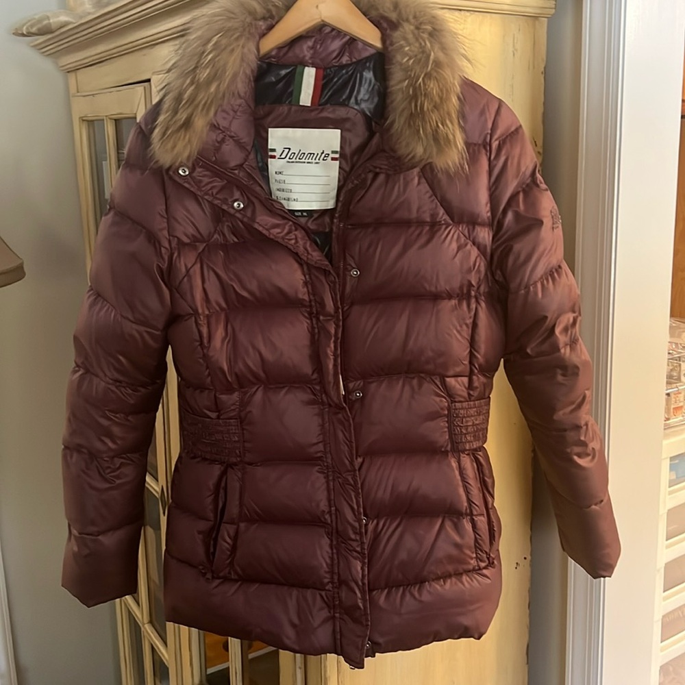 Xl 100%duck down maroon color Italian jacket with 100% fur collar.